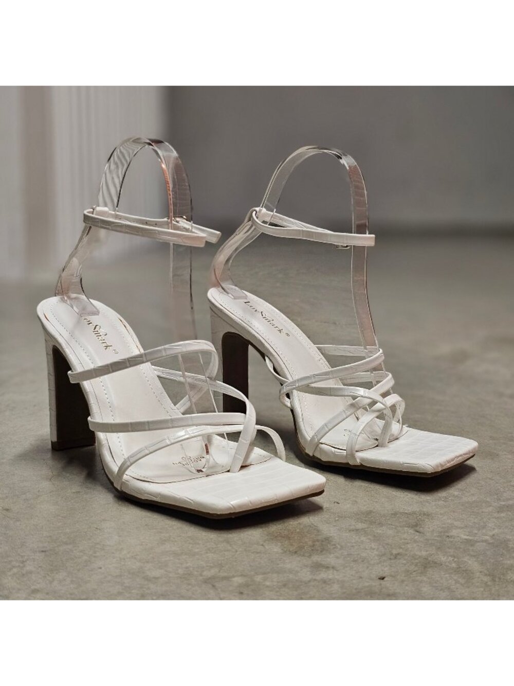 Strappy White Block Heel Sandals With Croc Embossed Finish & Ankle Strap Chic De